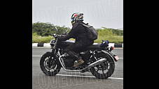 Royal Enfield Interceptor 650 [2025]