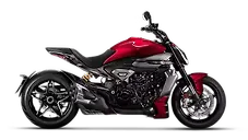 डुकाटी एक्सडिआवेल V4