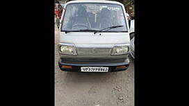 maruti van omni bianco