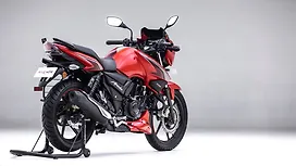 TVS Apache RTR 160 Right Rear Three Quarter