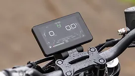 ज़ोन्टेस 350R ओडोमीटर