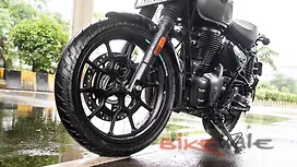 Royal Enfield Hunter 350 [2024] Right Side View