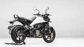 Husqvarna Vitpilen 250 Right Rear Three Quarter