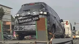 Renault Triber facelift