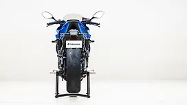 Suzuki GSX-8R Rear View