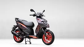 Aprilia SR 175 Right Front Three Quarter