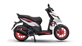 Aprilia SR 175 Right Side View