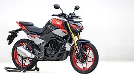Honda CB 125 Hornet Right Front Three Quarter