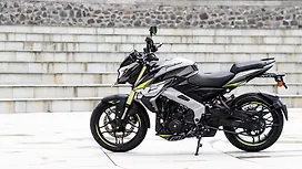 बजाज पल्सर NS400Z लेफ्ट साइड दृश्य