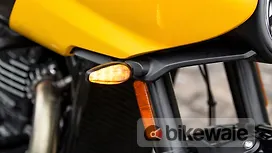 Triumph Thruxton 400 Right Side View