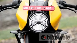 Triumph Thruxton 400 Right Side View