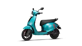 Bajaj Chetak C2501 Left Front Three Quarter