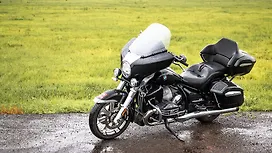 BMW R18 Left Front Three Quarter