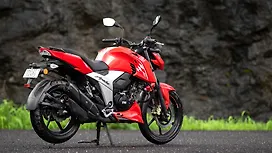 TVS Apache RTR 160 4V Right Rear Three Quarter