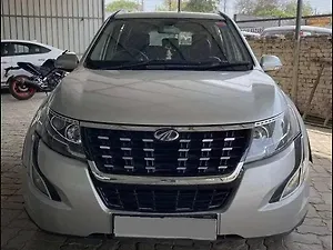 Mahindra XUV500 W7 [2018-2020]