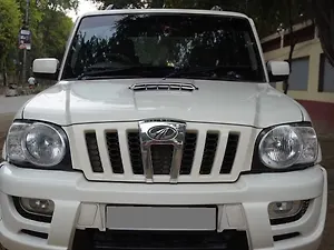 Mahindra Scorpio SLE 2.6 CRDe