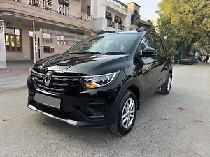 Renault Triber RXT