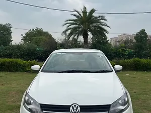 Volkswagen Polo Comfortline 1.2L (P)
