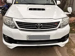 Toyota Fortuner Sportivo 4x2 AT