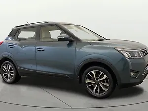 Mahindra XUV300 1.5 W8 (O) AMT [2019-2020]