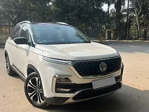 MG Hector Sharp 1.5 DCT Petrol Dual Tone