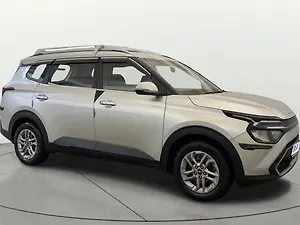 Kia Carens Prestige 1.4 Petrol MT 7 STR