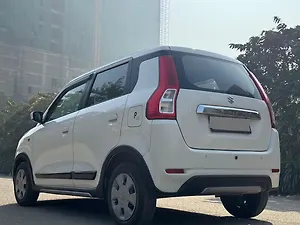 Maruti Suzuki Wagon R VXI AMT