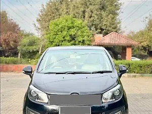 Mahindra Marazzo M6 7 STR