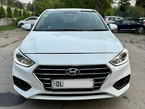 Hyundai Verna SX (O)1.6 VTVT