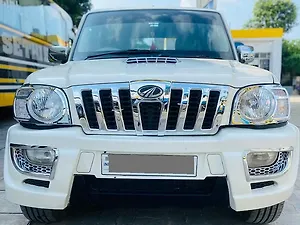 Mahindra Scorpio VLX 2WD BS-IV