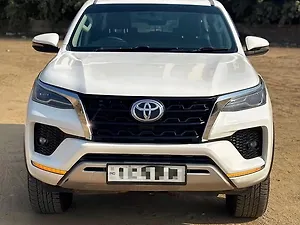 Toyota Fortuner 4x2 2WD Diesel 2.8L Turbo 6 Speed Manual