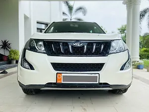 Mahindra XUV500 W10 1.99