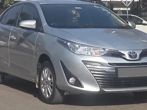 Toyota Yaris J CVT OPT