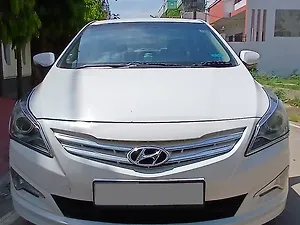 Hyundai Verna Fluidic 1.6 CRDi
