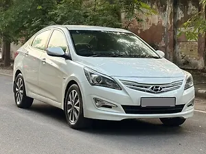 Hyundai Verna Fluidic 1.6 VTVT SX