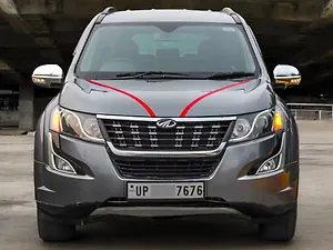 Mahindra XUV500 W8
