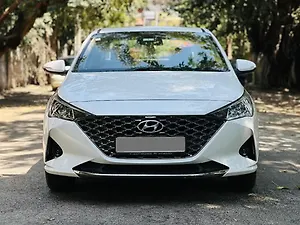Hyundai Verna SX (O)1.5 MPi