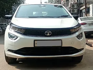 Tata Altroz XZ Petrol