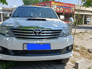 Second Hand Toyota Fortuner 4x2 AT in Khanna