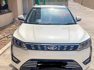 Second Hand Mahindra XUV300 1.2 W8 (O) [2019-2019] in Pune