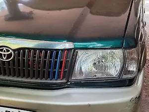 toyota qualis toy