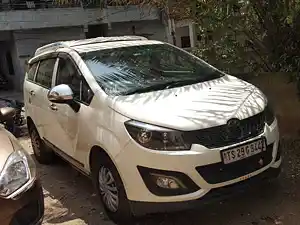 Second Hand Mahindra Marazzo [2018-2020] M2 8 STR in Khairtabad