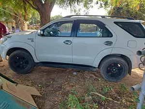 Second Hand Toyota Fortuner [2009-2012] 3.0 MT in Bhuj