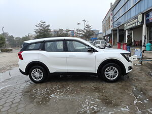 Second Hand Mahindra XUV700 AX 3 Diesel MT 7 STR [2021] in Malout