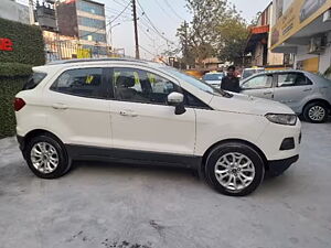 Second Hand Ford Ecosport Titanium 1.5L TDCi in Allahabad