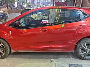 Second Hand Tata Altroz XZ (O) Petrol in Warangal