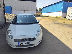 20 Used Fiat Punto Cars in Bangalore, Second Hand Fiat Punto Cars in  Bangalore - CarWale