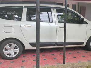 Second Hand Renault Lodgy 110 PS RxL [2015-2016] in Haripad