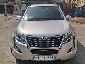 Second Hand Mahindra XUV500 W7 AT in Bangalore