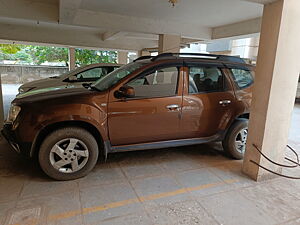 Second Hand Renault Duster 110 PS RxZ AWD in Vadodara